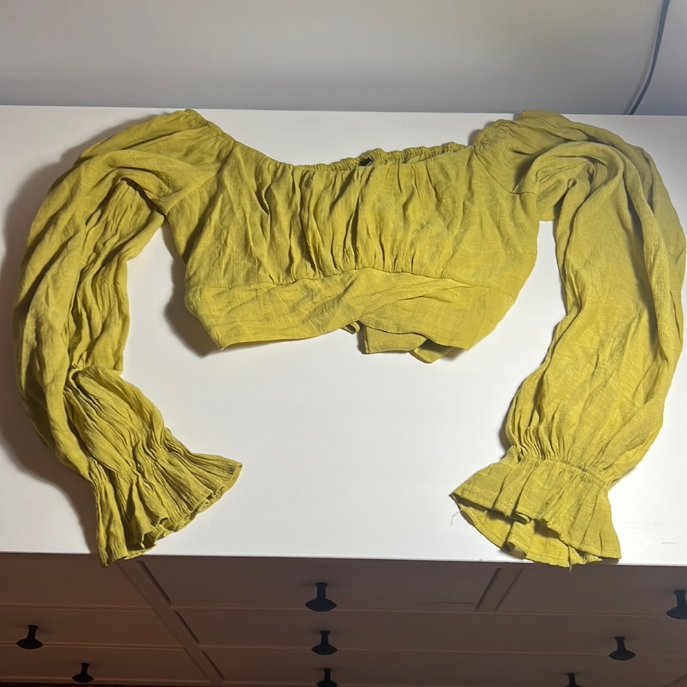 Green Long Sleeve Cropped Blouse